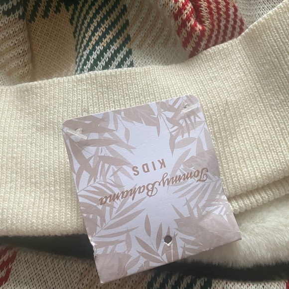 Tommy Bahama Skirt , Vest and hat set - Picture 6 of 10